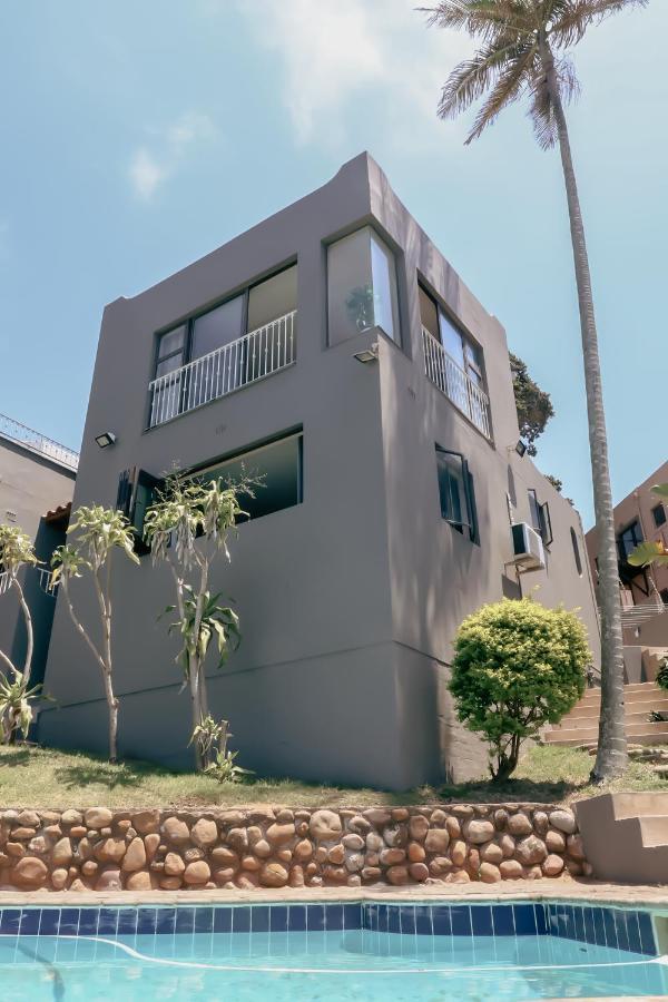 Ocean Rocks Villa, Umhlanga Durban Bagian luar foto