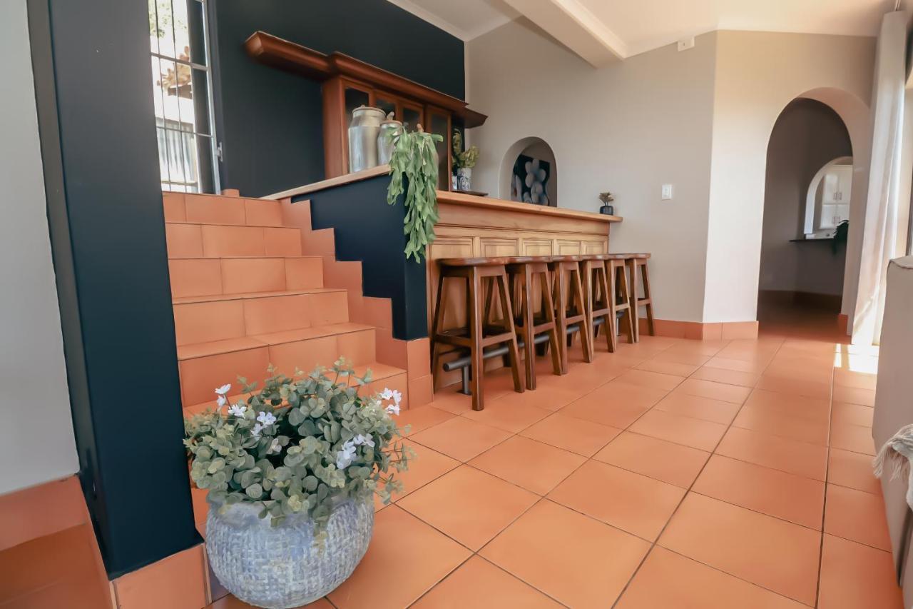 Ocean Rocks Villa, Umhlanga Durban Bagian luar foto