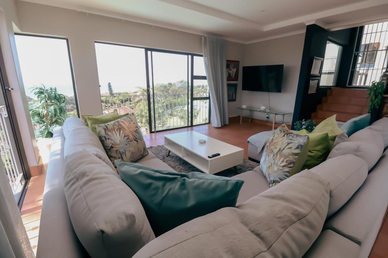 Ocean Rocks Villa, Umhlanga Durban Bagian luar foto