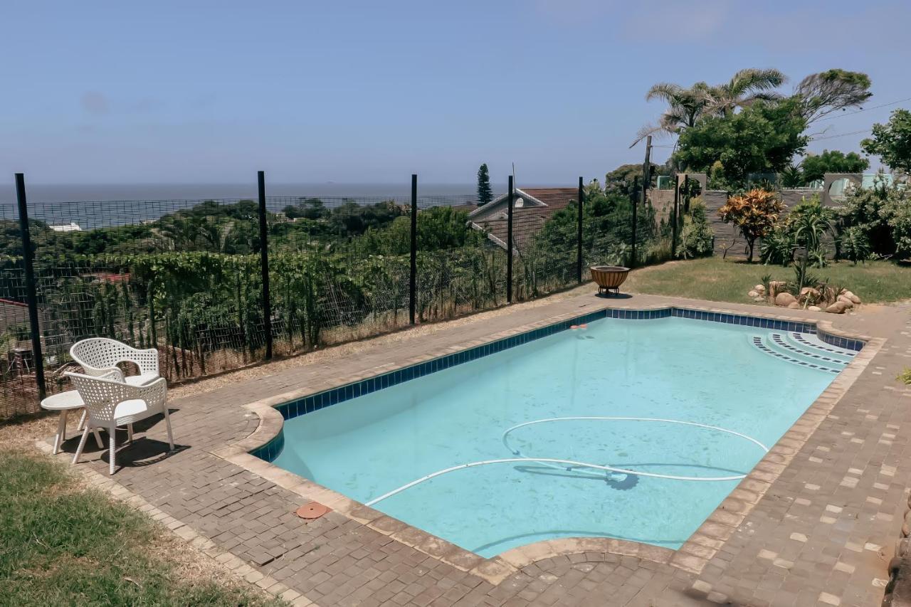 Ocean Rocks Villa, Umhlanga Durban Bagian luar foto